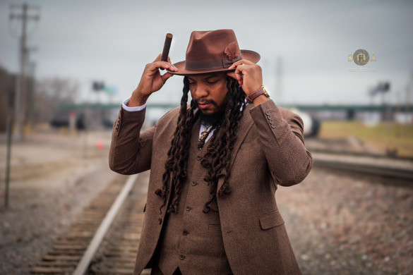 Lyrics & The Lab: Paul&nbsp;Mic