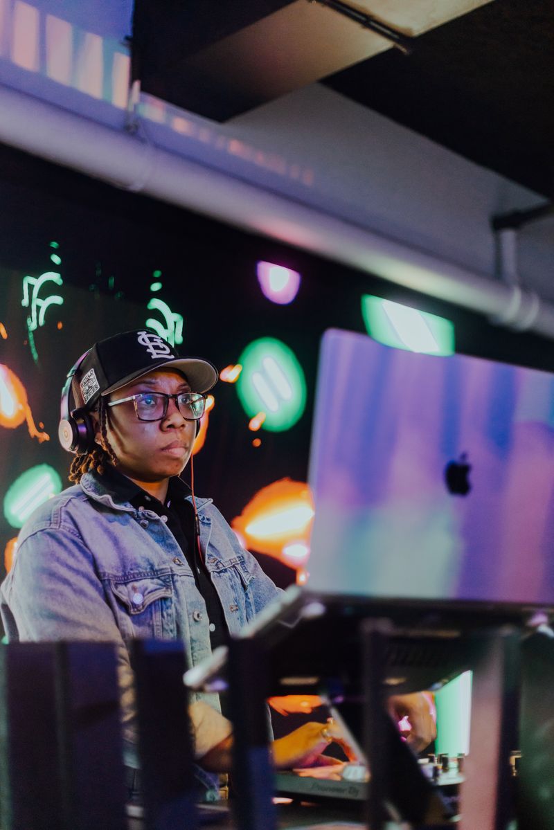 Lyrics & The Lab: DJ Monie&nbsp;Loveee